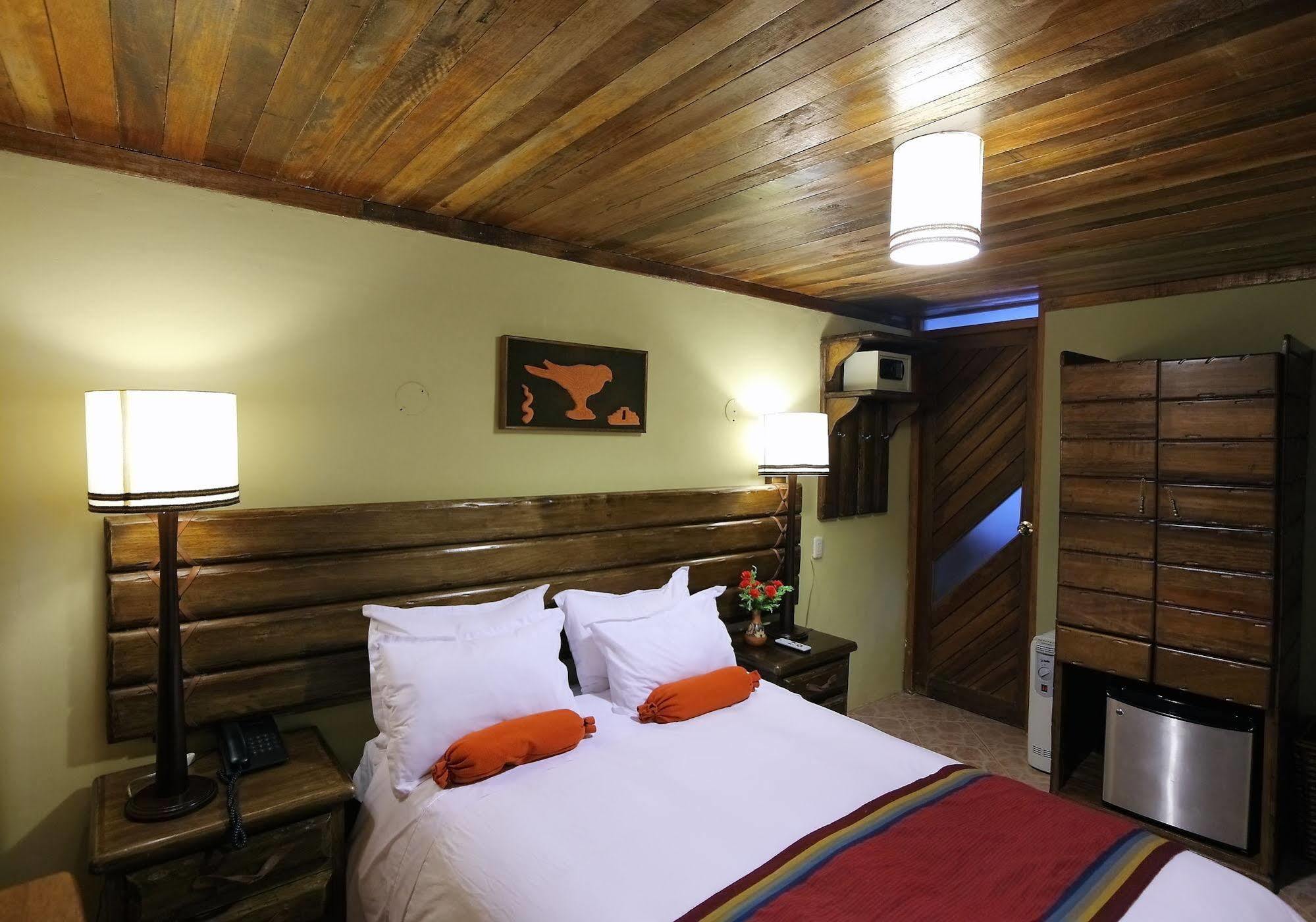 Hotel La Cabana Machupicchu Aguas Calientes Bagian luar foto