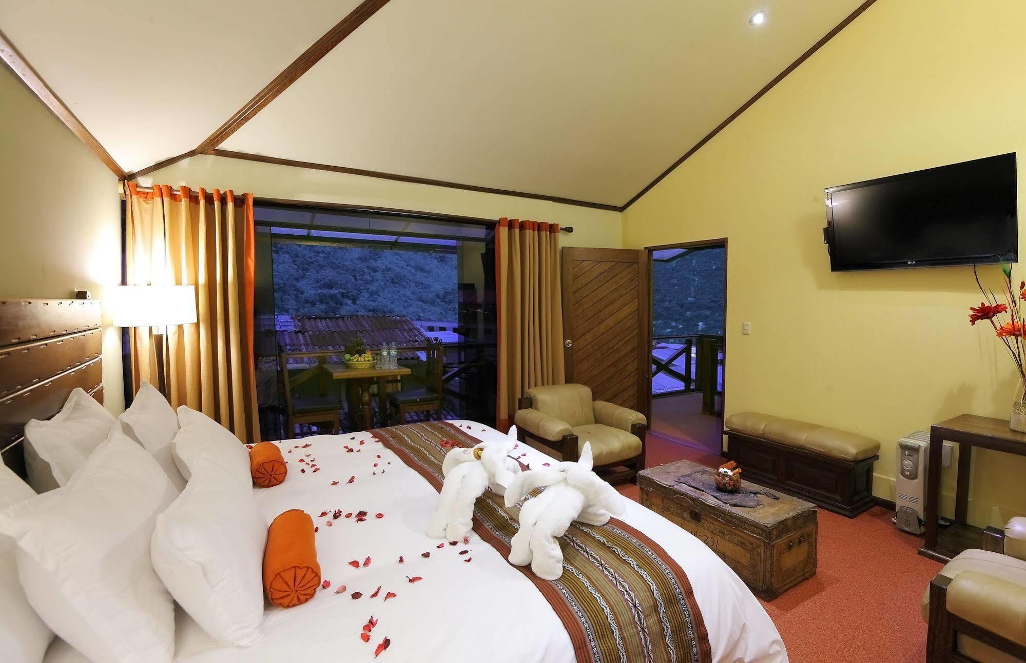 Hotel La Cabana Machupicchu Aguas Calientes Bagian luar foto